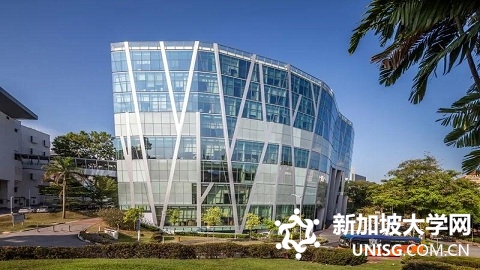 新加坡院校大力推行的线上线下混合学习模式