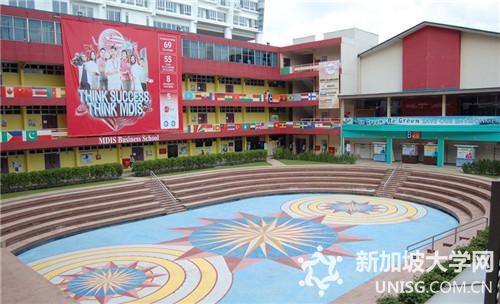 新加坡管理发展学院已对所有学生实施费用保护计划