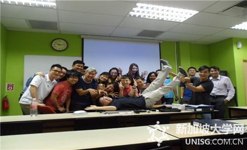 新加坡市场学院的全日制英语预科课程具体怎样