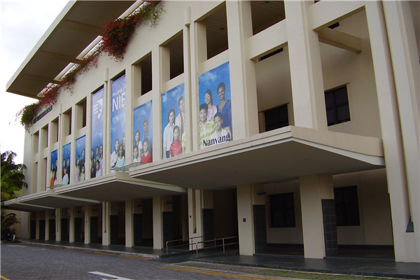 新加坡国立教育学院如何尽快适应新加坡英文教学环境