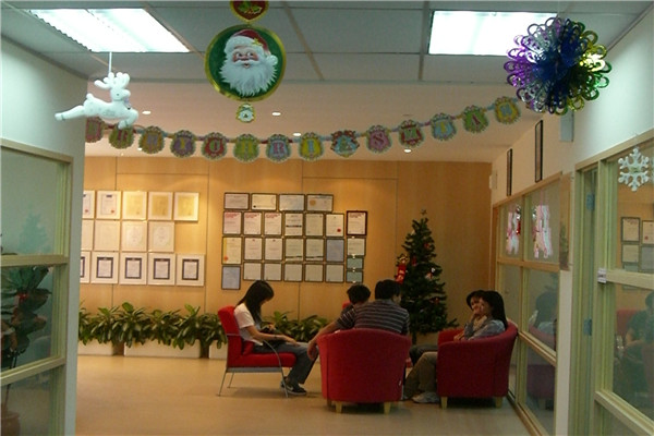 新加坡博伟教育学院和英国赫特福德大学合办课程介绍