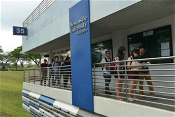 新加坡理工大学留学签证办理所需材料解析