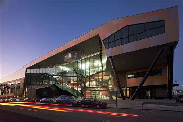 新加坡理工大学自费留学费用介绍